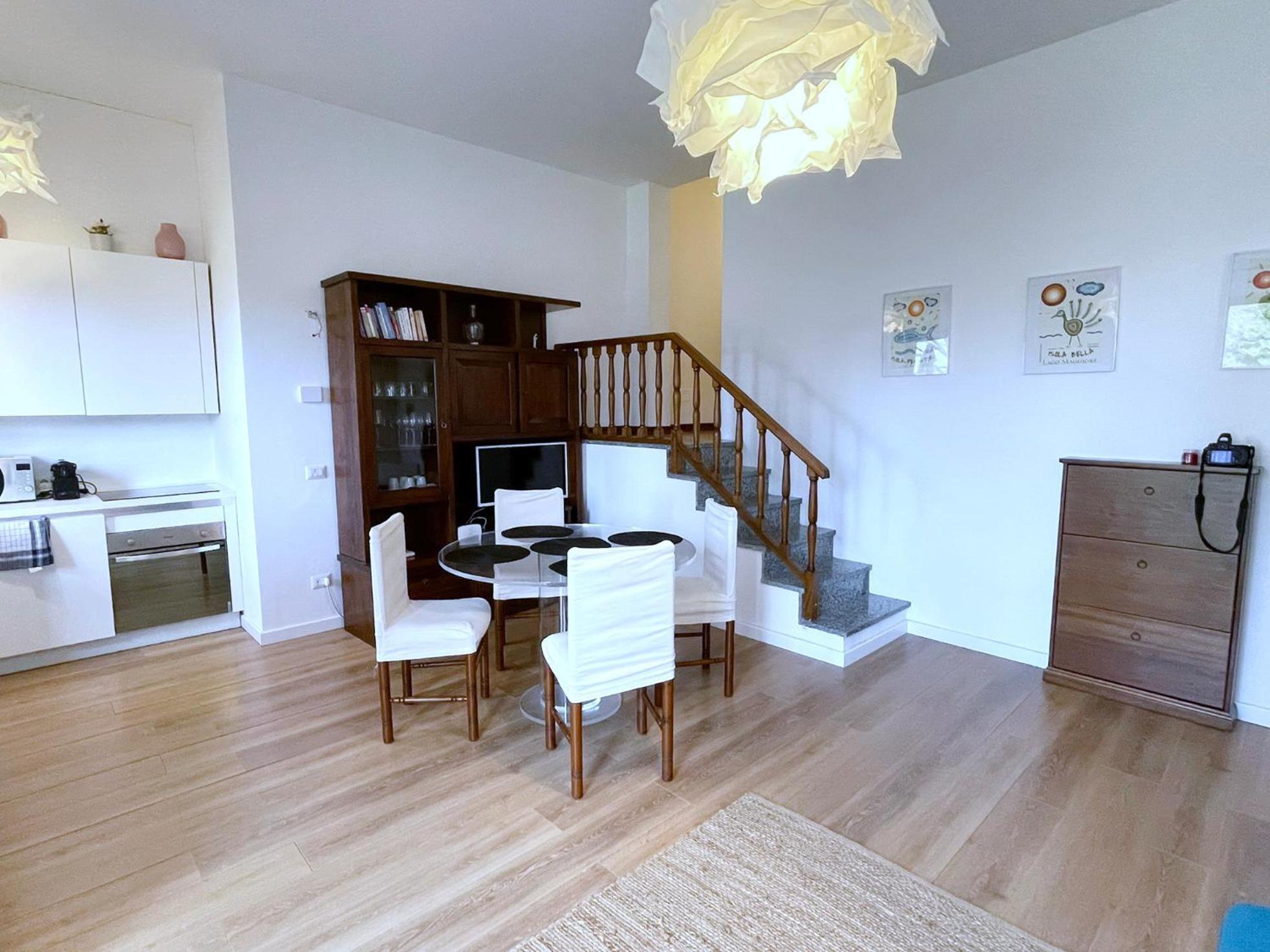 Lovingstresa3 Giardino Del Apartment *